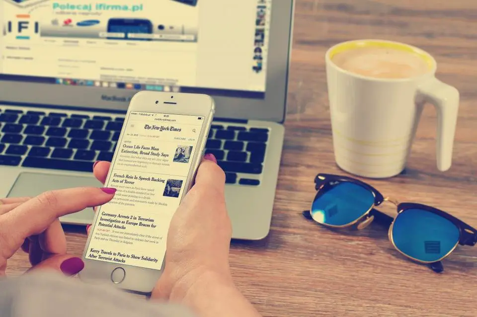 How to Spot Fake News
disinformation examples